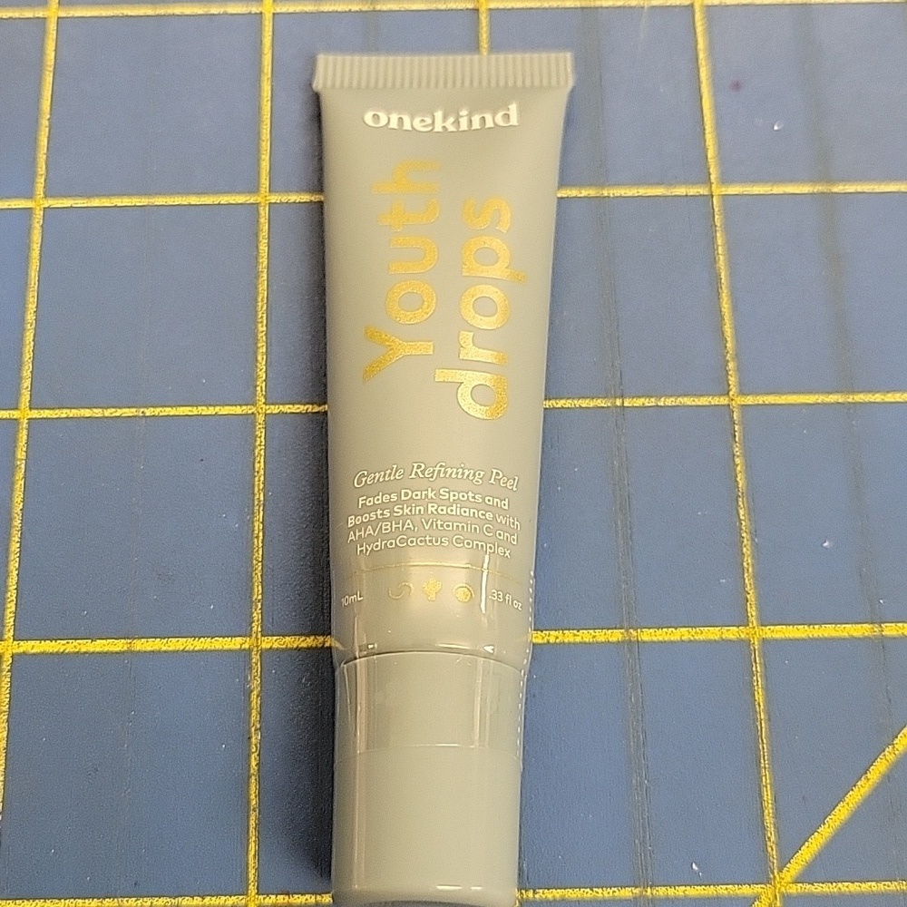 One Kind Youth Drops Gentle Refining Peel 0.33 oz Tube